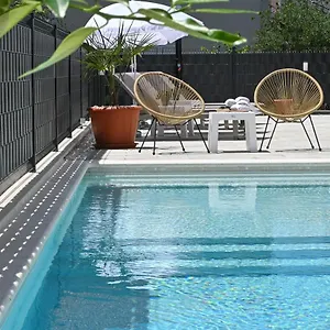 Luxury Maravic With Private Pool Apartment