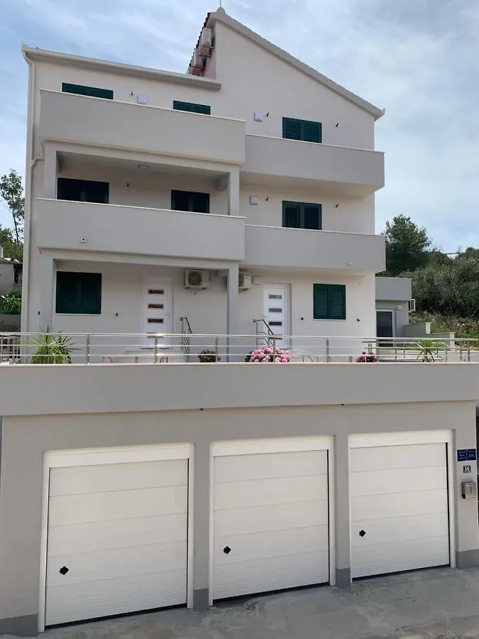 Villa Milena-With A Pool Trogir 0*,