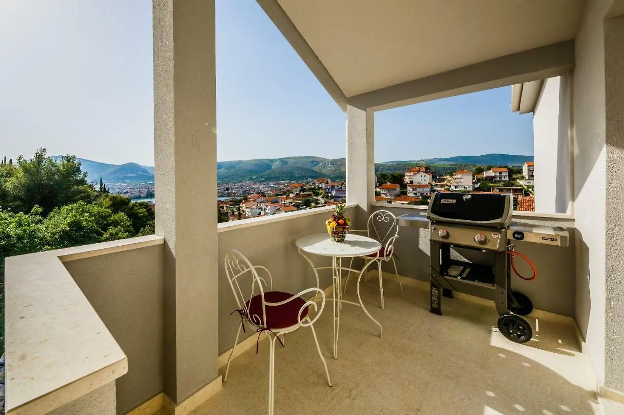 Villa Milena-With A Pool Trogir 0*,
